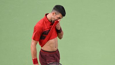 Novak Djokovic's temper flies, fights with umpire after being slapped with warning in Shanghai Masters