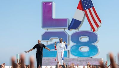 Snoop Dogg Joined by Dr. Dre for Beachside ‘The Next Episode’ Performance at Olympics Closing Ceremony