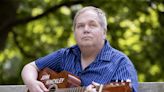 John Hinckley Jr, who tried to assassinate Ronald Reagan, signs record deal for folk music album