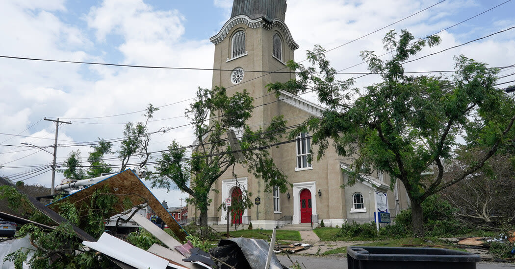 Four Tornadoes Touch Down in Upstate New York, Killing 1