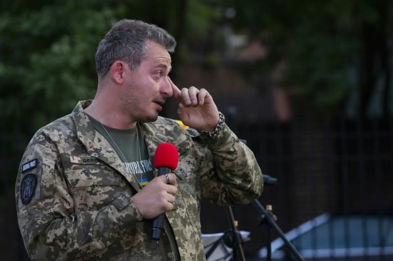 Ukraine's soldier musicians thank America, urge more help