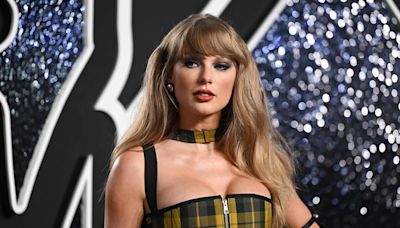 Taylor Swift Channels ‘Clueless’ in Yellow Plaid Look on 2024 VMAs Red Carpet: It’s ‘Giving Gothic Cher’