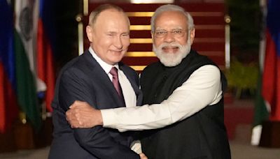 Indian Prime Minister Modi makes first visit to ally Russia since the start of its war on Ukraine