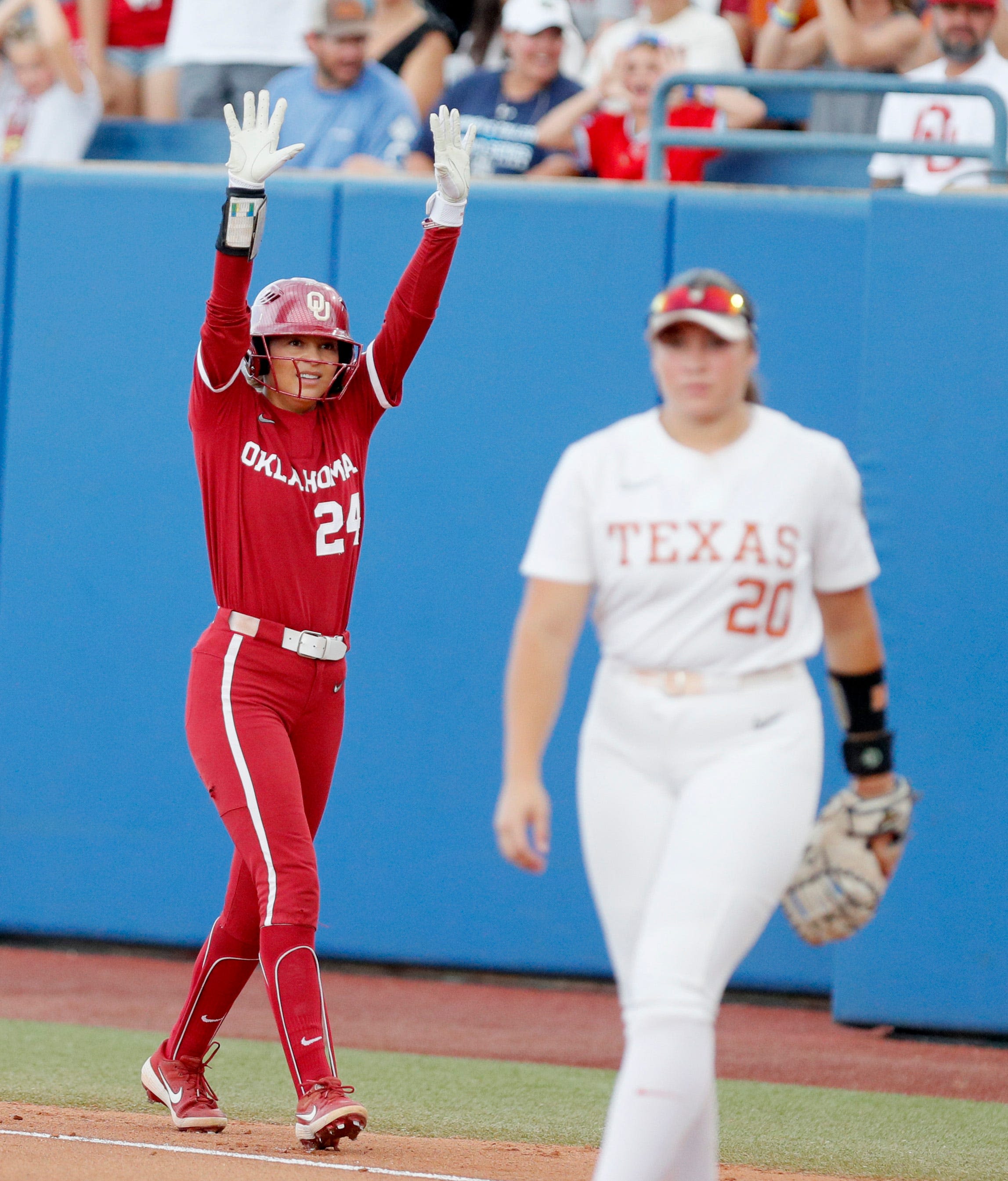 Reactions to Texas softball losing to Oklahoma in WCWS Final: 'Texas will be back'