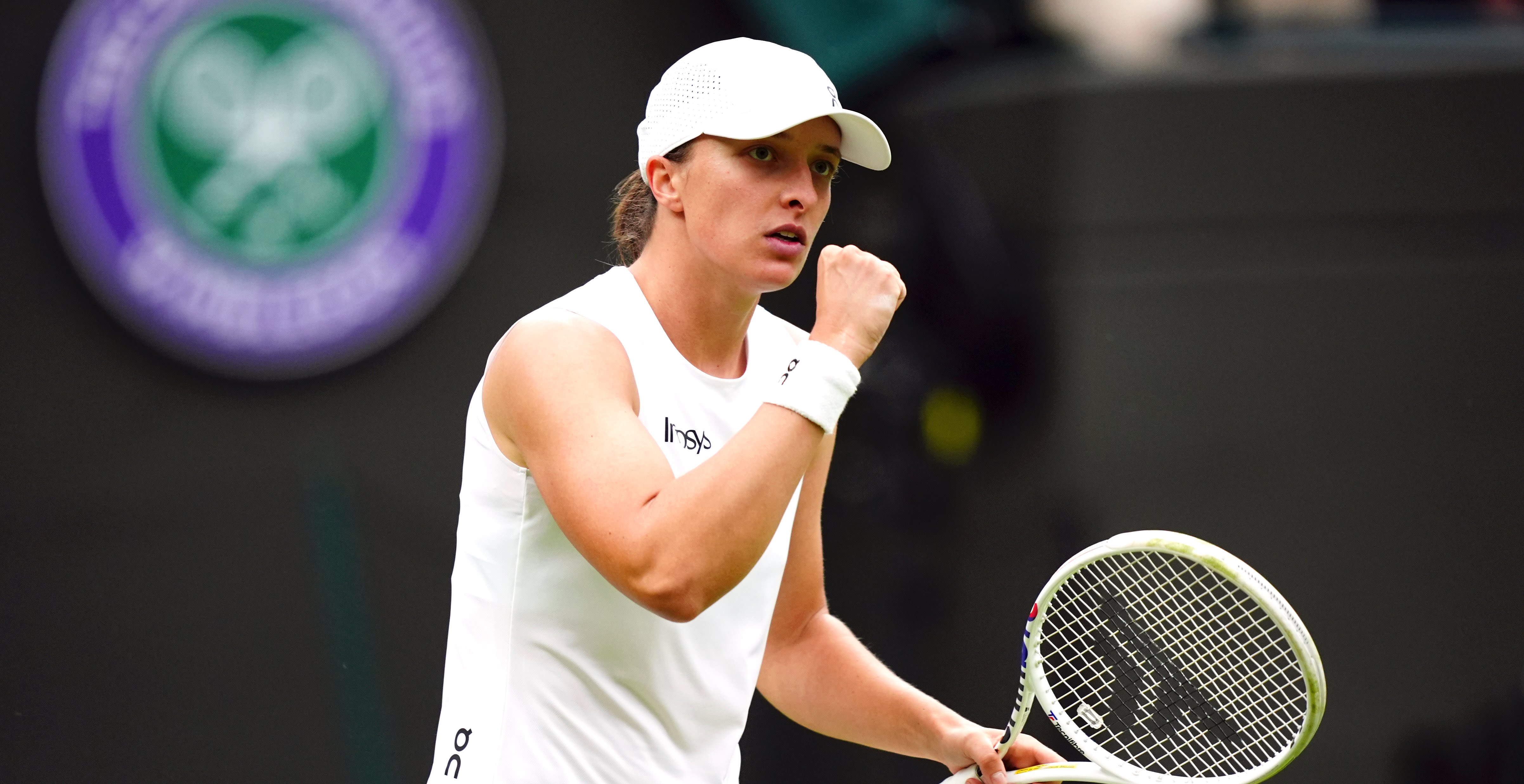 Iga Swiatek defeats Sofia Kenin at Wimbledon to extend winning streak to 20 matches in a row | Tennis.com