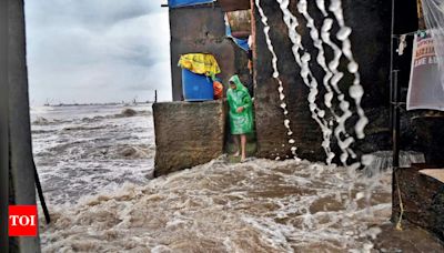 Heavy Rain Lashes City, Sobo Records 326mm In 3 Days; Imd Issues Yellow Alert For Today | Mumbai News - Times of India