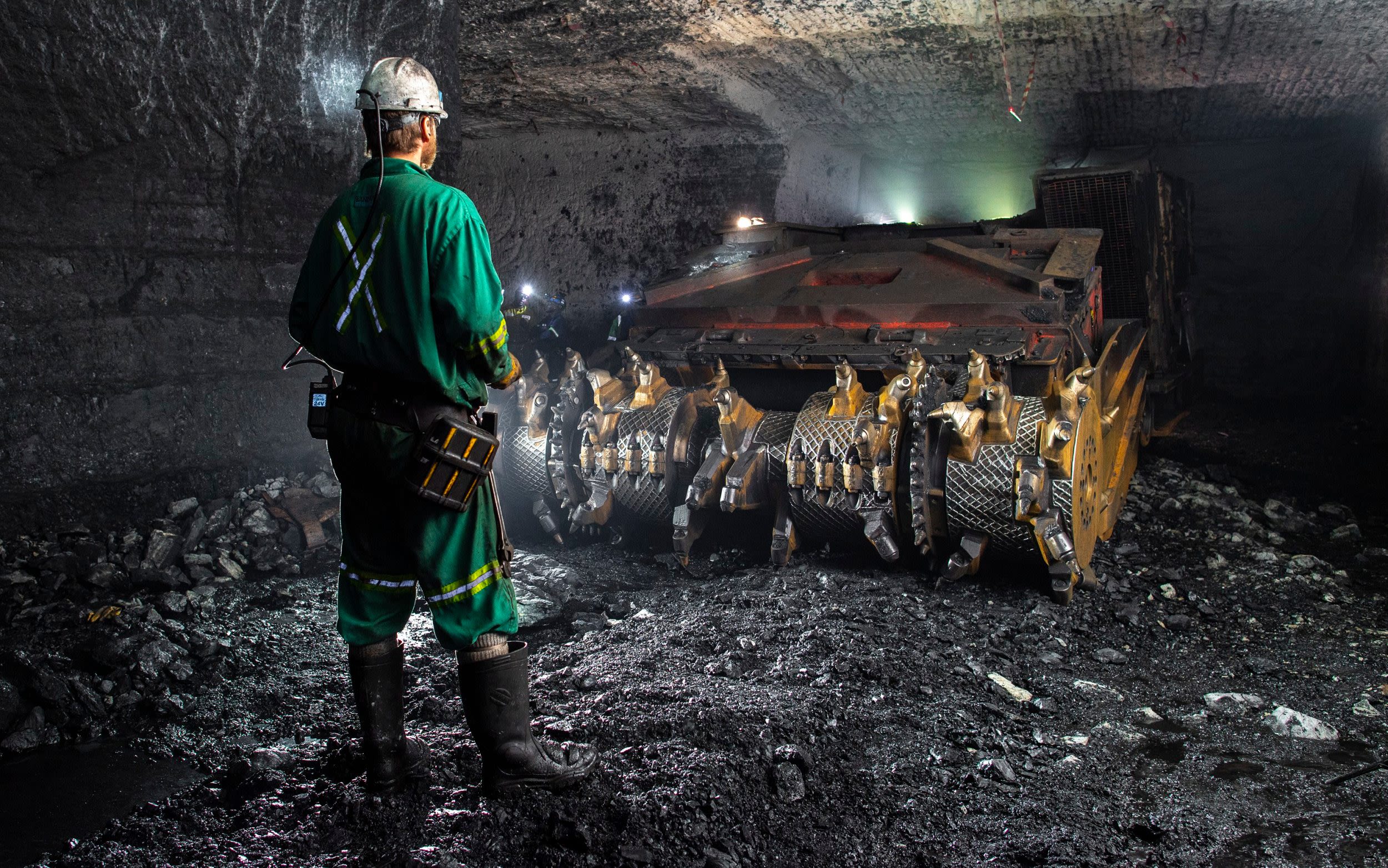 The blockbuster mining mega-merger has descended into farce