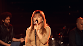 Watch Kelly Clarkson Jumble Bon Jovi’s ‘Blaze of Glory’ Lyrics in Blooper Reel