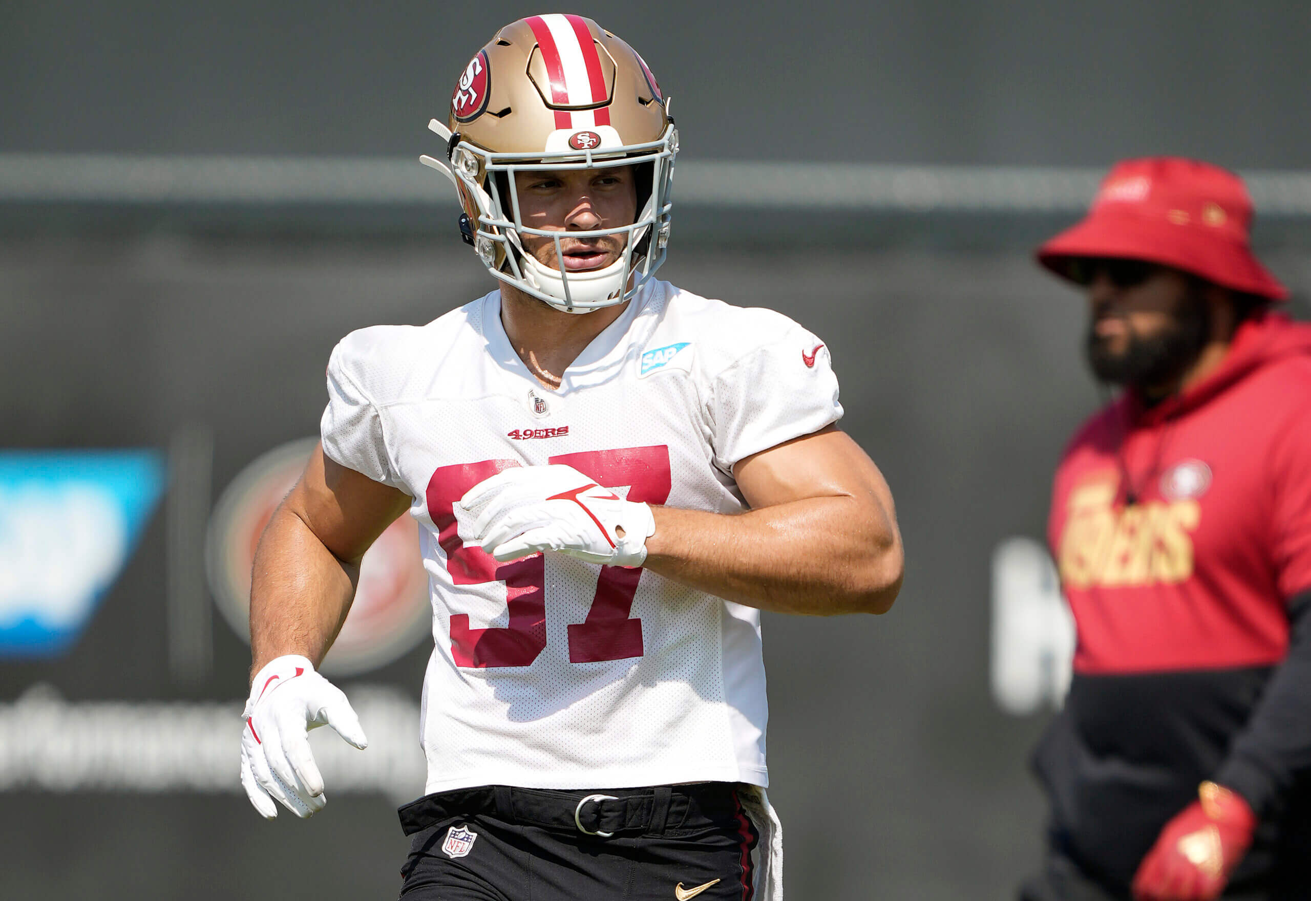 49ers' Nick Bosa, in a twist, brings his veteran's wit and wisdom to OTAs