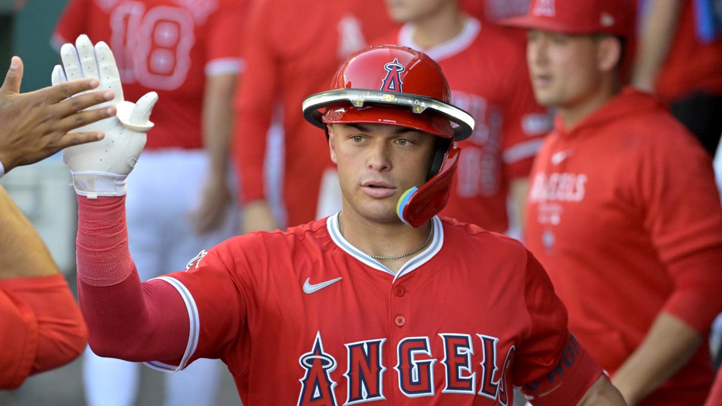 Angels' Logan O'Hoppe Does His Best to Make Rangers Pitcher Feel Old
