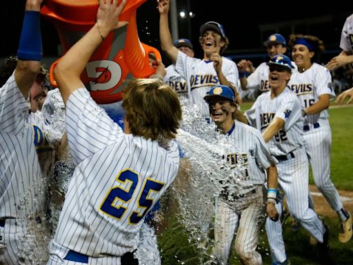 Henry Clay rallies for 42nd District baseball crown; Lexington Catholic repeats in 43rd