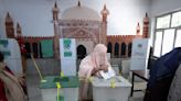 Ex-Pakistani PM Sharif strikes confident note in vote marred by controversy, mobile phone shutdown
