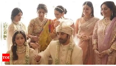 The Wedding Filmer reveals he turned down Alia Bhatt and Ranbir Kapoor's request for wedding video: 'I wouldn't change that for the world even now...' | - Times of India