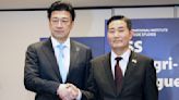 Japan, South Korea move past radar row to improve defense ties