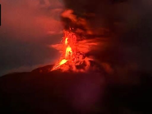 Thousands evacuated amid tsunami threat as Indonesian volcano erupts again