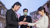 全台戶政首創！ 新建置VR虛擬設計結婚背板攝影棚