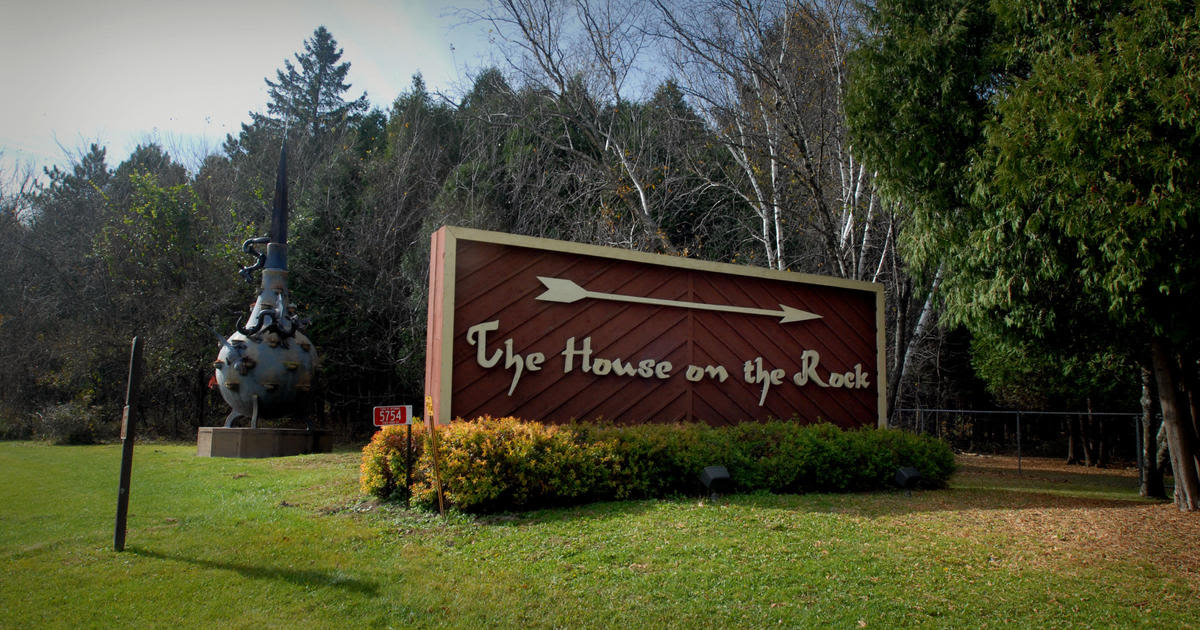 Fire damages circus section of House on the Rock in Wisconsin