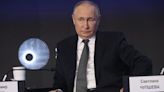 Putin flexes as Ukraine battles US gridlock