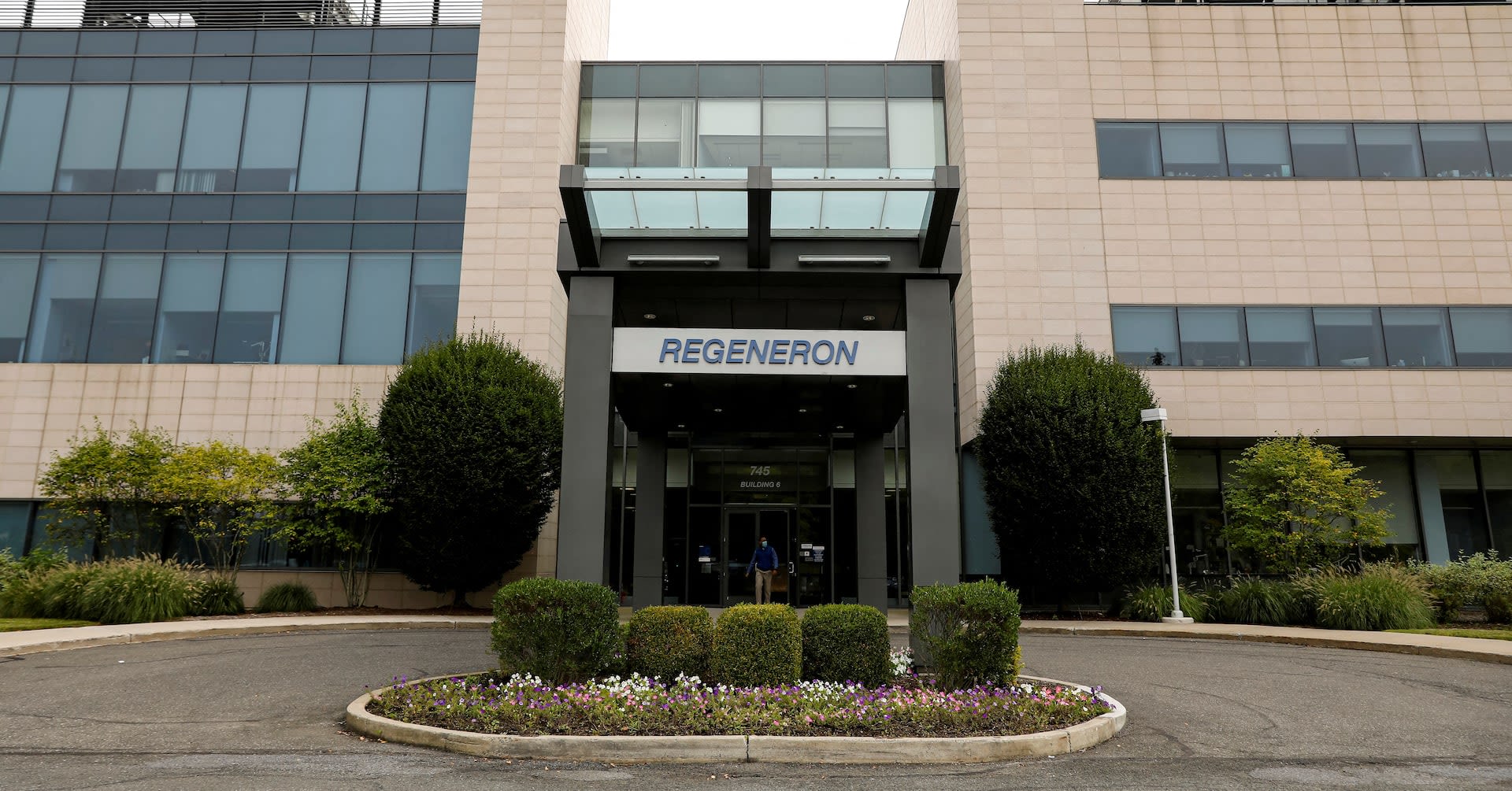 Regeneron misses profit estimates on weaker Eylea and Dupixent sales