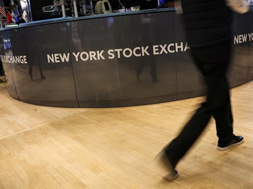 Analysis-Traders lose billions on big volatility short after stocks rout