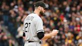 White Sox' Lucas Giolito hits Kyle Farmer in face with pitch