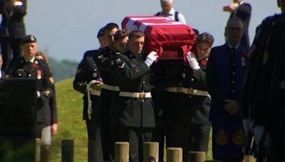 Newfoundland's unknown soldier begins journey home from France after more than 100 years | CBC News