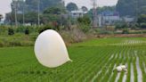 La hermana del líder norcoreano insinúa que podrían enviarse más globos con basura a Corea del Sur