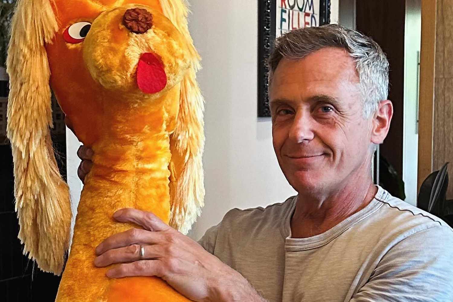 David Eigenberg Celebrates Turning 60 with Nostalgic “Ray Rayner and His Friends”-Themed“ ”Gift from Family