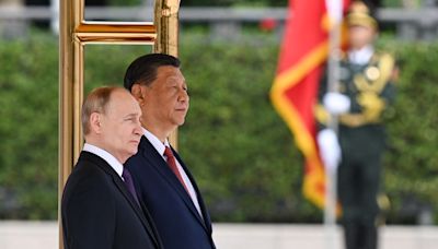 Putin's trip to China sparks avalanche of jokes, memes: "Employee review"