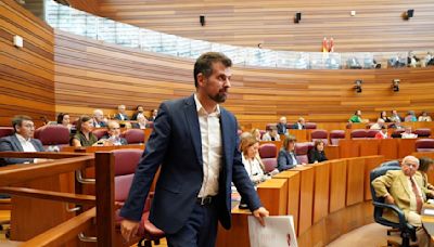 Tudanca aprovecha el resultado de las elecciones francesas para pedir a Mañueco que rompa con Vox