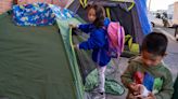 Familias con niños viven en las calles de Skid Row en Los Ángeles. ¿Cómo terminaron en ese lugar?