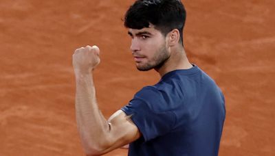 Alcaraz, tras el partido ante De Jong en Roland Garros: “Creo que él lo ha hecho mejor que yo”