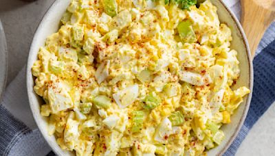 The Pickled Addition That Gives Egg Salad A Serious Texture Upgrade