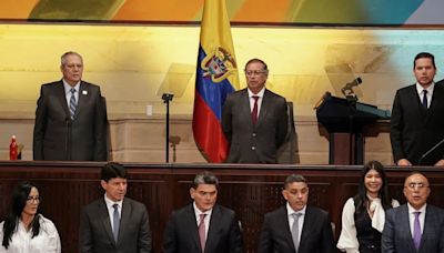 Olvido presidencial: Gustavo Petro finalizó su discurso sin instalar el Congreso en el 20 de Julio