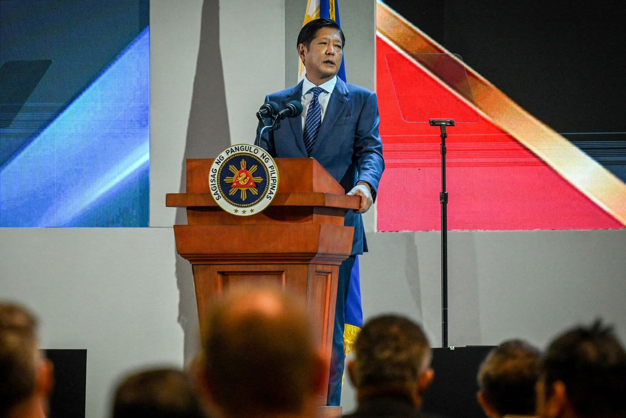 Philippines Seeks Asia Logistics Hub Status, Banking on US Ties
