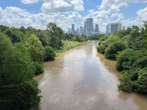 Texas Lt. Gov. sends letter to PUC to take back $800M from CenterPoint