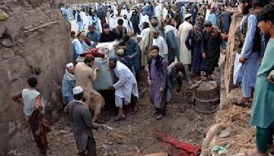 At least 40 die after heavy rains pound eastern Afghanistan, destroying houses and cutting power