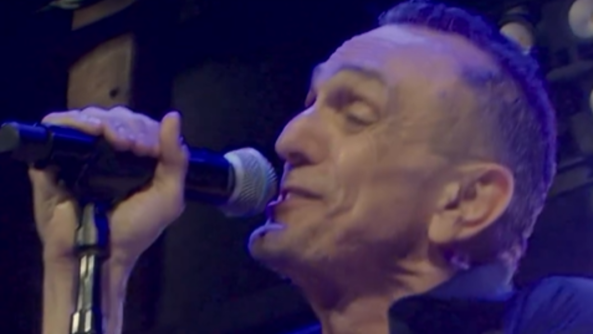 Simpsons' Hank Azaria has a Bruce Springsteen tribute band