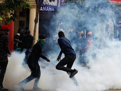 Kenya: nouvelle journée de tensions à Nairobi, 48 heures après une manifestation violemment réprimée