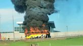 Bus se incendia cerca de aeropuerto Juan Santamaría