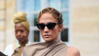 ¡Qué ingeniosa! Esto hace Jennifer Lopez con su anillo de casada tras rumores de divorcio