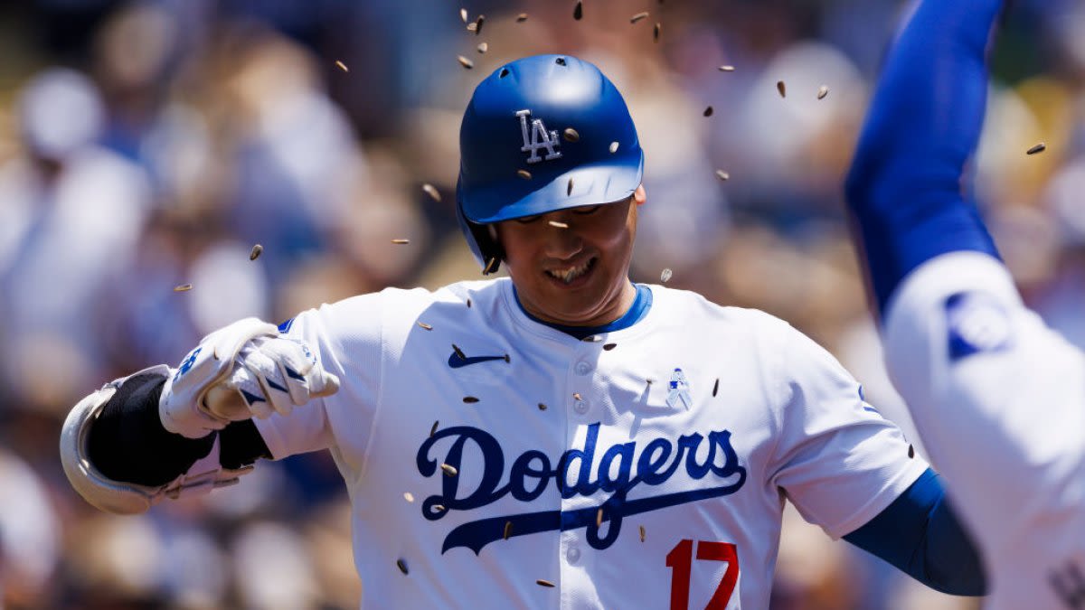 Shohei Ohtani hits two homers in Dodgers 3-0 shutout of Royals, Mookie Betts leaves with broken hand