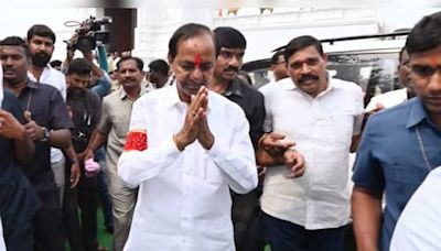 BRS suffers major setback, six party MLCs join Congress in Telangana - CNBC TV18