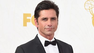 John Stamos says his therapist helped save his life during sobriety journey: 'Probably wouldn't be here'