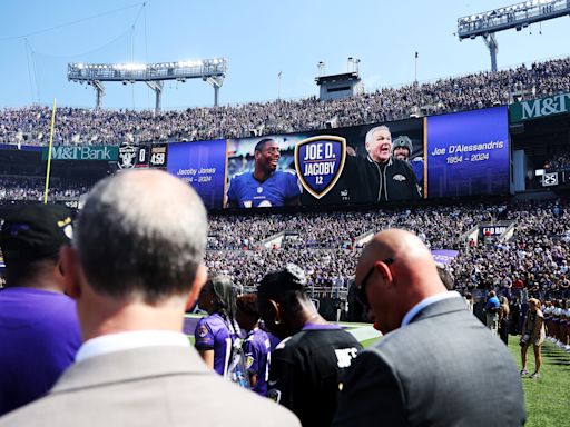 WATCH: Ravens honored Jacoby Jones and Joe D'Alessandris before matchup with Raiders