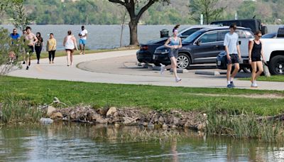 Warm, breezy weather arrives Monday, will likely linger a few days in Dallas-Fort Worth