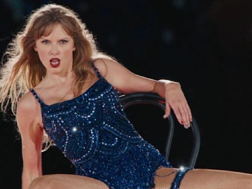 How Much Does One Night Of Taylor Swift's Eras Tour Make? The Reported Number Is Staggering