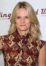 Joelle Carter