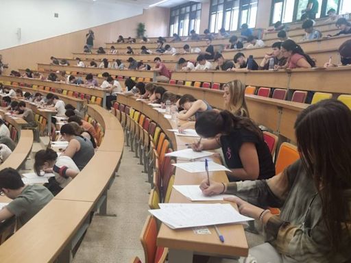 Más de 2.000 alumnos se examinan de las pruebas de selectividad en el Campus de Jerez