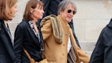 Jacques Dutronc, rentré en Corse avec sa compagne Sylvie, aurait choisi où reposera son épouse Françoise Hardy